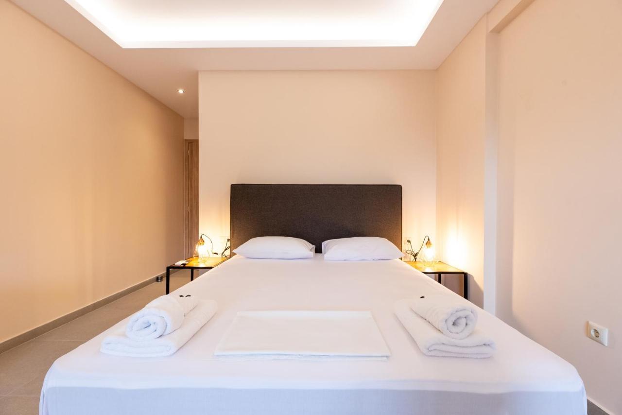 Mini Suites Near Athen'S Airport Free Shuttle From And To Athen'S Airport Szpáta Kültér fotó